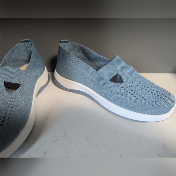 Women Breathable Lightweight Slip on Casual Walking Shoes Footwear EUR 41 - Picture 4 of 7